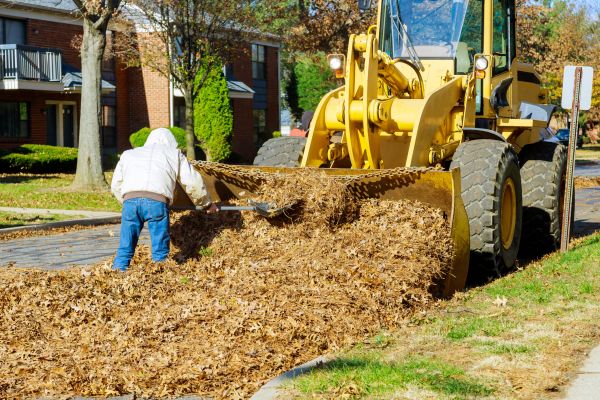 Mulch Hauling in Oxnard