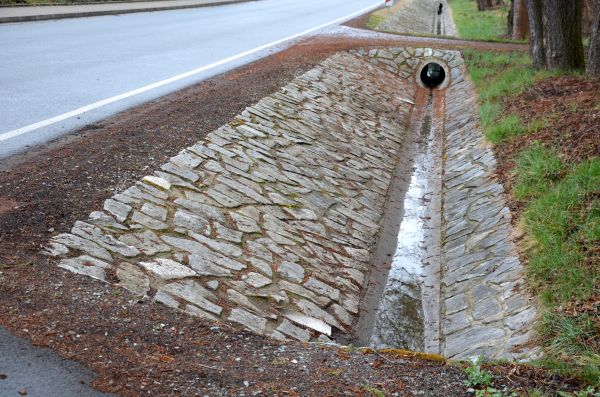 Ditch Landscaping in Oxnard