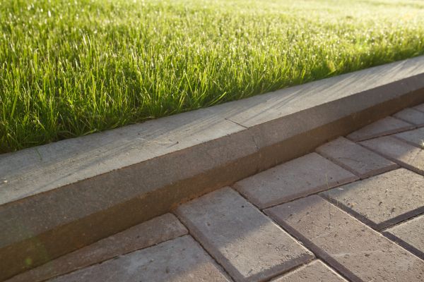 Lawn Edging Replacement in Oxnard